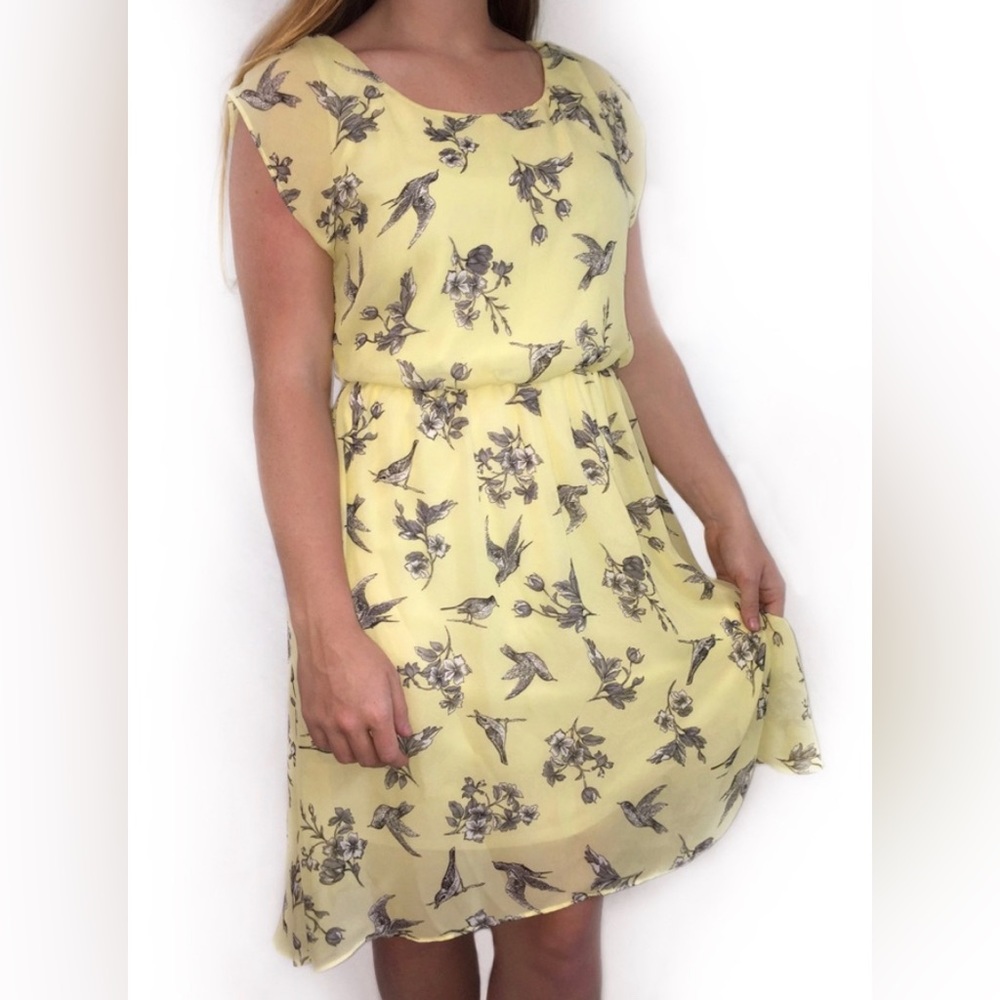 Yellow Chiffon Bird Print Dress Sz XL